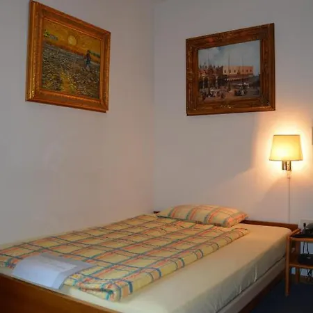 Hotel Dischma 3*